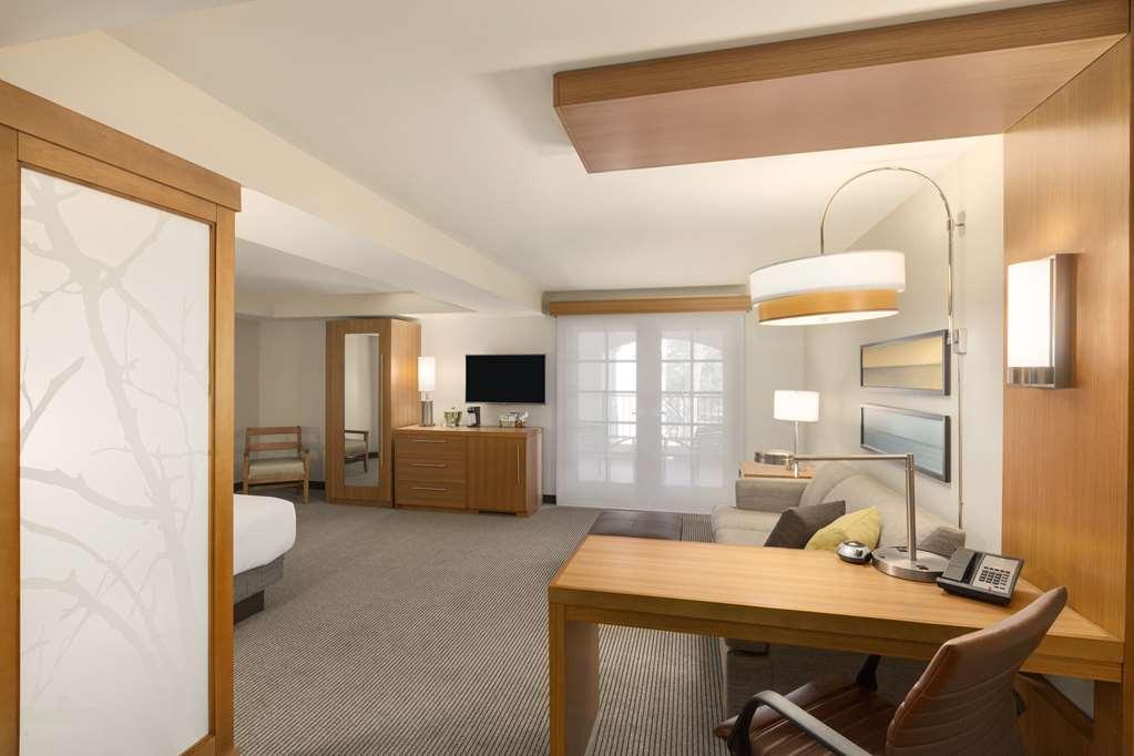 Hyatt Place Phoenix Chandler - Fashion Center Стая снимка